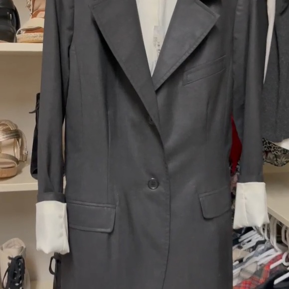 Brand New Symthe Boyfriend Blazer - Picture 2 of 8